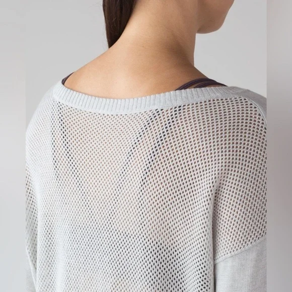 LULULEMON Get Well Crew Neck Sweater cashmere blend. Size 10 - Picture 7 of 12